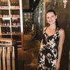 lauren27949